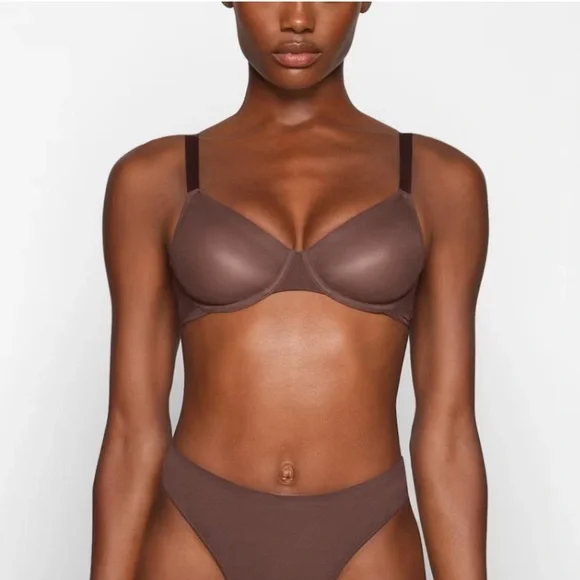 SKIMS No Show Unlined Demi Bra - Picture 1 of 7